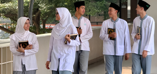 SMA%20Islam%20Al Azhar%20BSD@Cileungsi